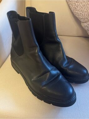 Stuart Weitzman Black Leather Chelsea Lug Boots